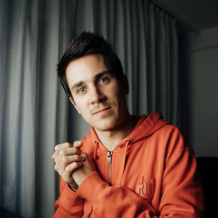 Portrait of Mika Solari, group coordinator and fusion cooking expert